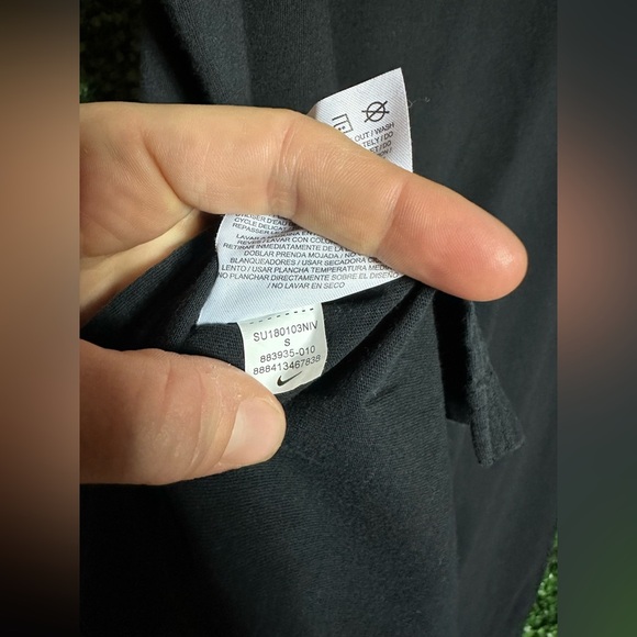 Women’s Nike Sportwear Workout Tank Top - Picture 8 of 8